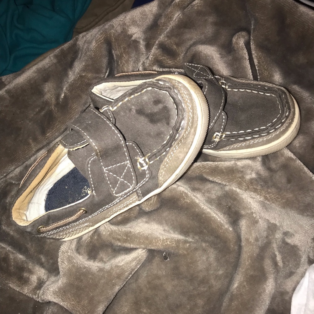 Boys boats shoes eddie bauer